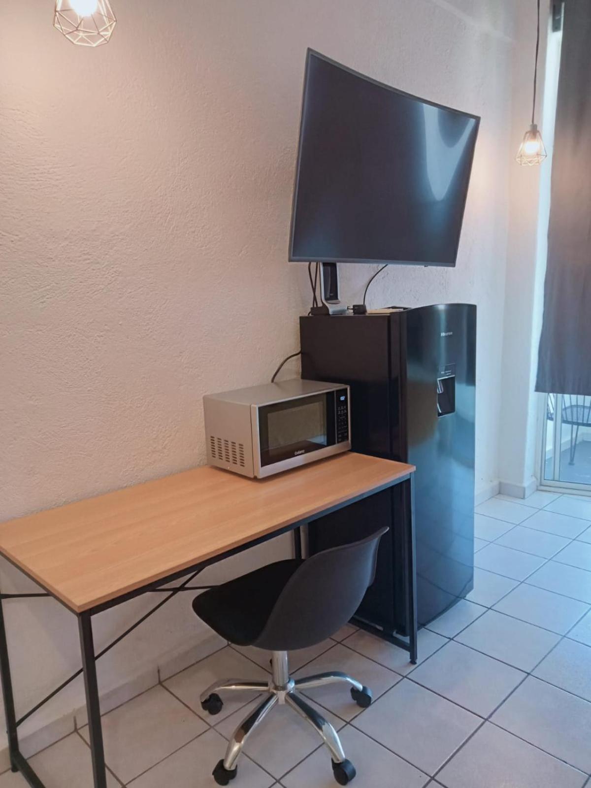 Lovely Studio Apartment With Balcony Ac & Wi-Fi, Minutes From Downtown! Zihuatanejo Exteriör bild